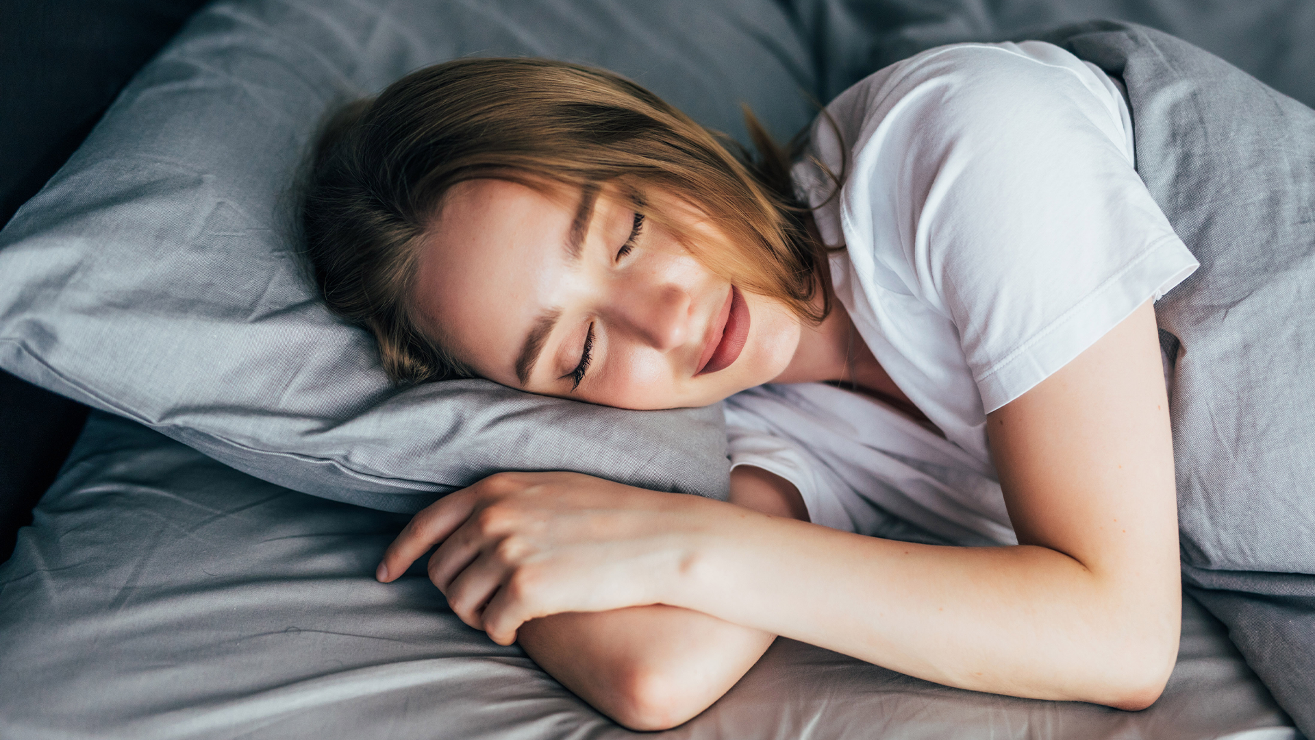 Leia mais sobre o artigo Veja o que pode estar sabotando o seu sono e descubra hacks para dormir melhor